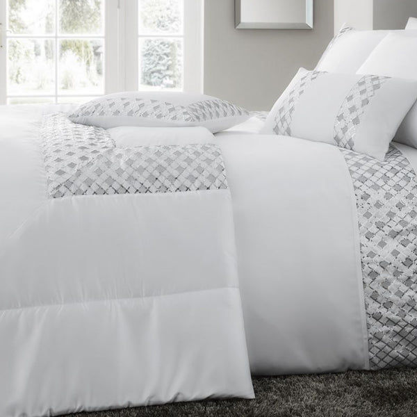 Darcy Silver Bedspread